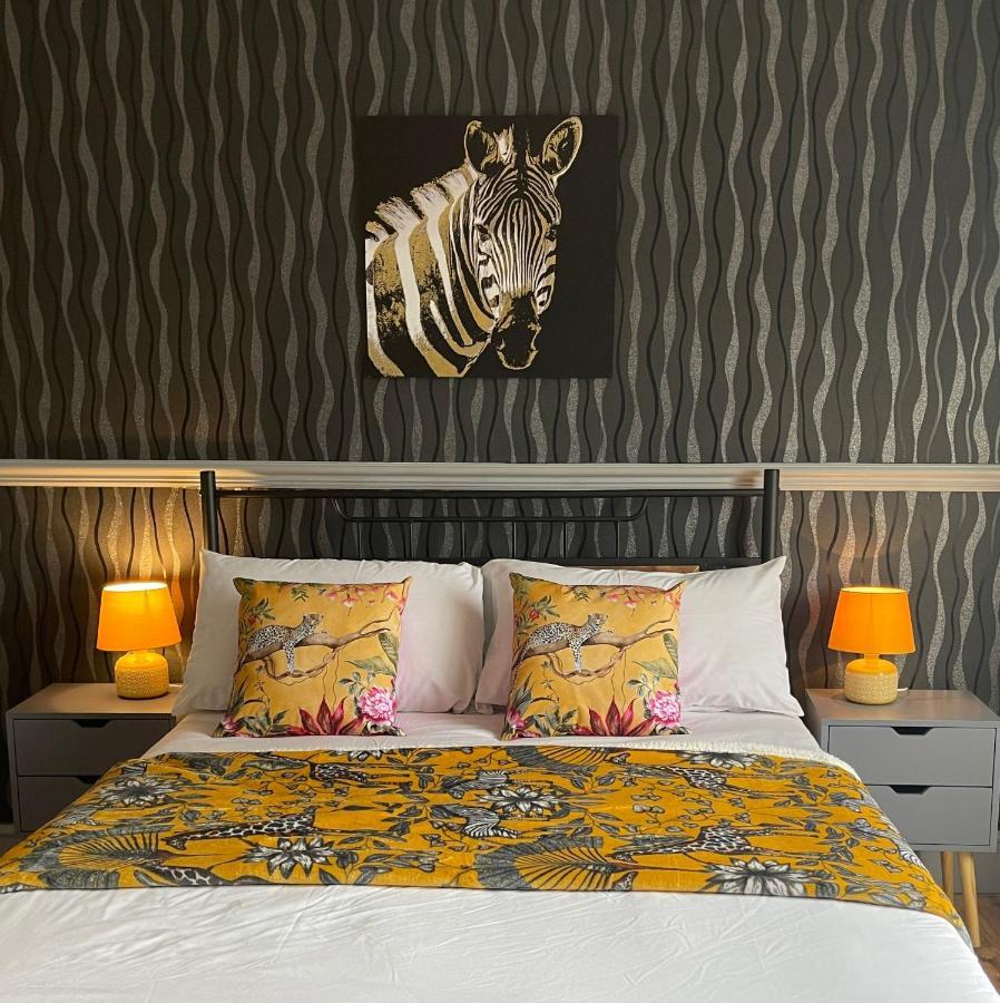 Lilyrose Hotel วิทบี ภายนอก รูปภาพ